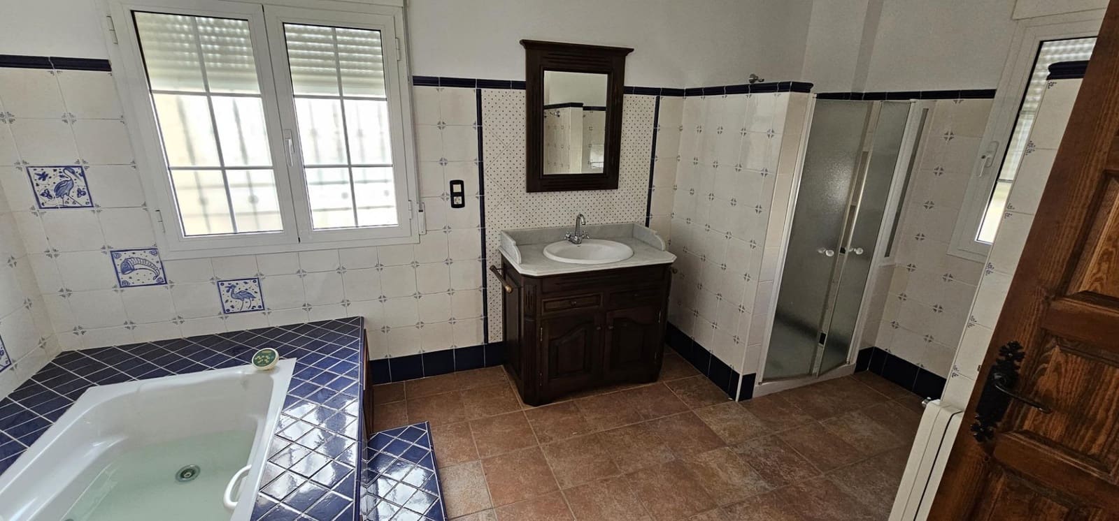 4 makuuhuone Paritalo myytävänä paikassa Santa Fe mukana uima-altaan 
autotalli - 450 000 € (Ref: 8268314)