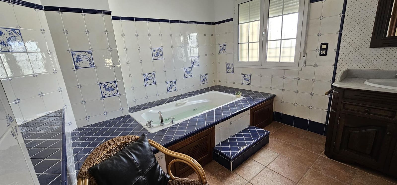 4 makuuhuone Paritalo myytävänä paikassa Santa Fe mukana uima-altaan 
autotalli - 450 000 € (Ref: 8268314)