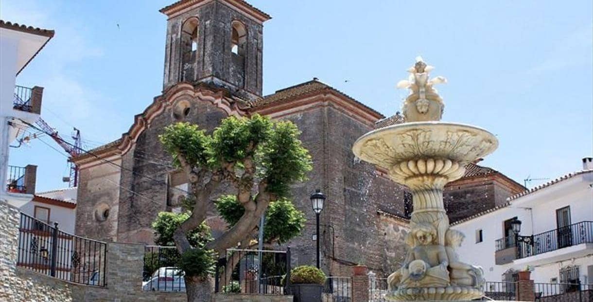 4 soverom Villa til salgs i Manilva med svømmebasseng - € 960 000 (Ref: 8398872)