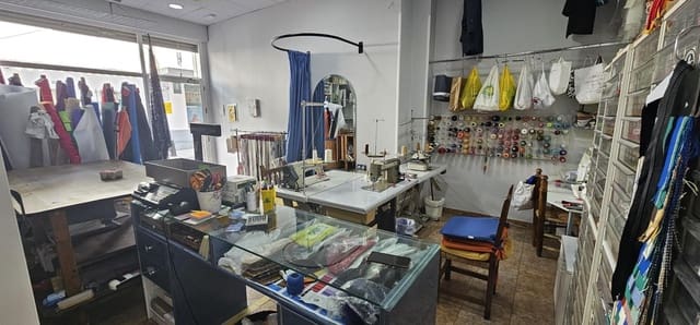 Erhverv til salg i Albolote - € 65.000 (Ref: 8538781)