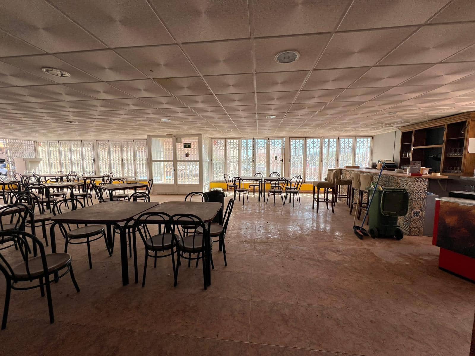 Comercial para venda em Cabo Cervera - 145 000 € (Ref: 8767117)