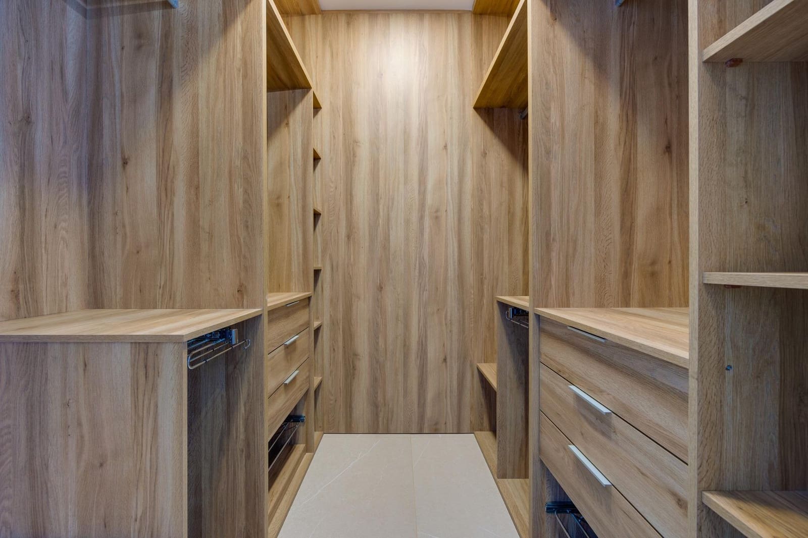 3 soveværelse Villa til salg i Torrevieja med swimmingpool - € 595.000 (Ref: 8786505)