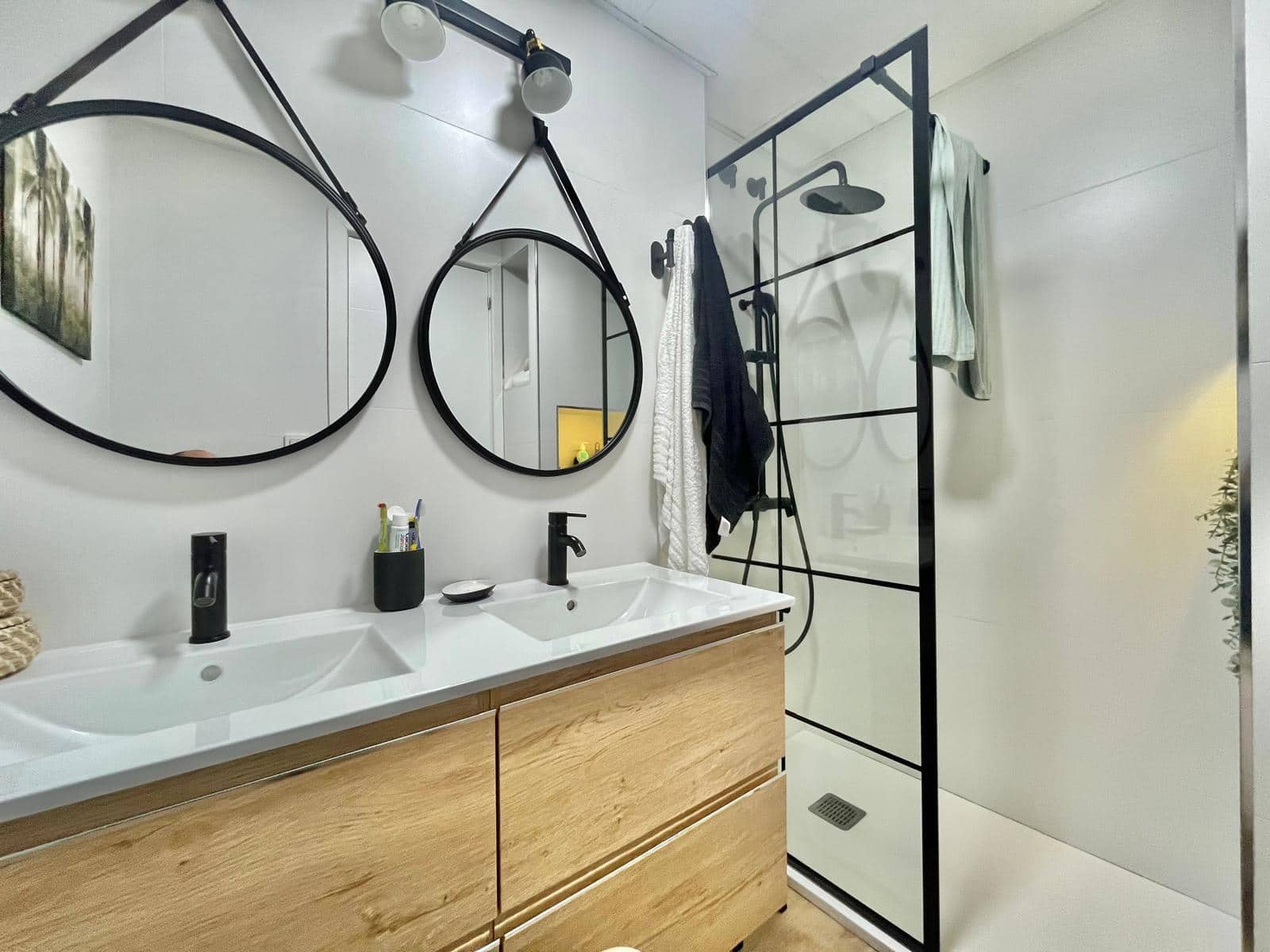 2 bedroom Apartment for sale in Torrevieja with pool - € 159,000 (Ref: 8936874)