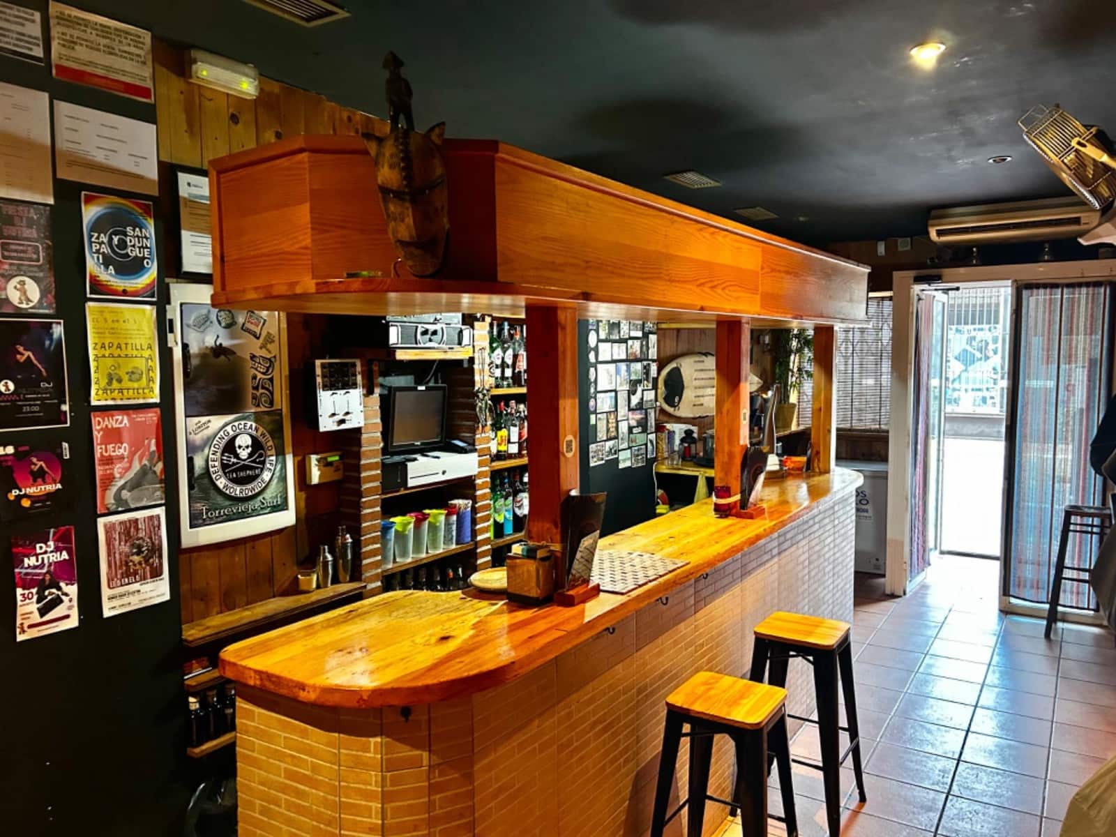 Yritys vuokrattavana paikassa Torrevieja - 572 € (Ref: 8936943)