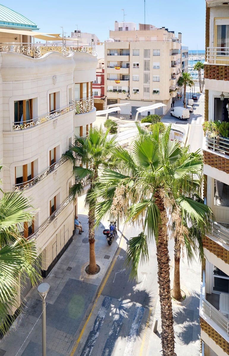 3 soverom Penthouse til salgs i Torrevieja - € 525 000 (Ref: 8950747)