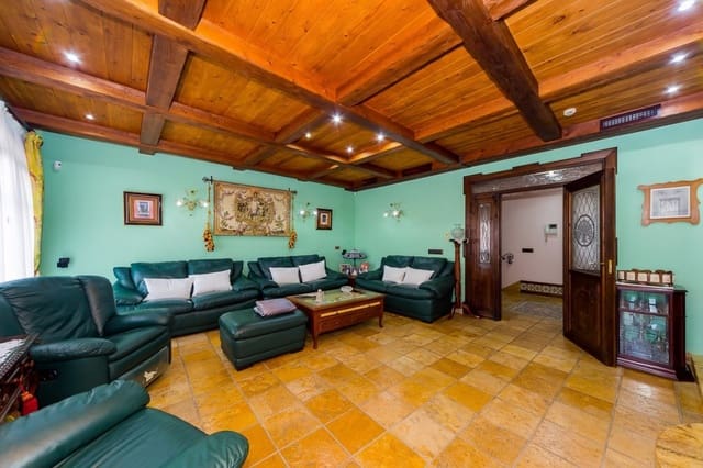 5 soveværelse Lejlighed til salg i Torrevieja - € 1.080.000 (Ref: 8950763)