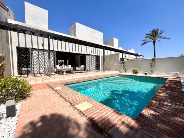 2 soveværelse Rækkehus til salg i Sucina, Murcia by med swimmingpool - € 298.000 (Ref: 8998948)