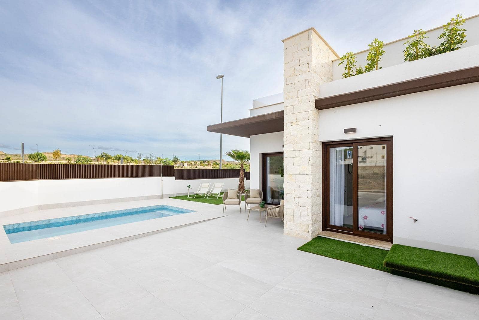 2 bedroom Semi-detached Villa for sale in Orihuela with pool - € 351,000 (Ref: 8999173)