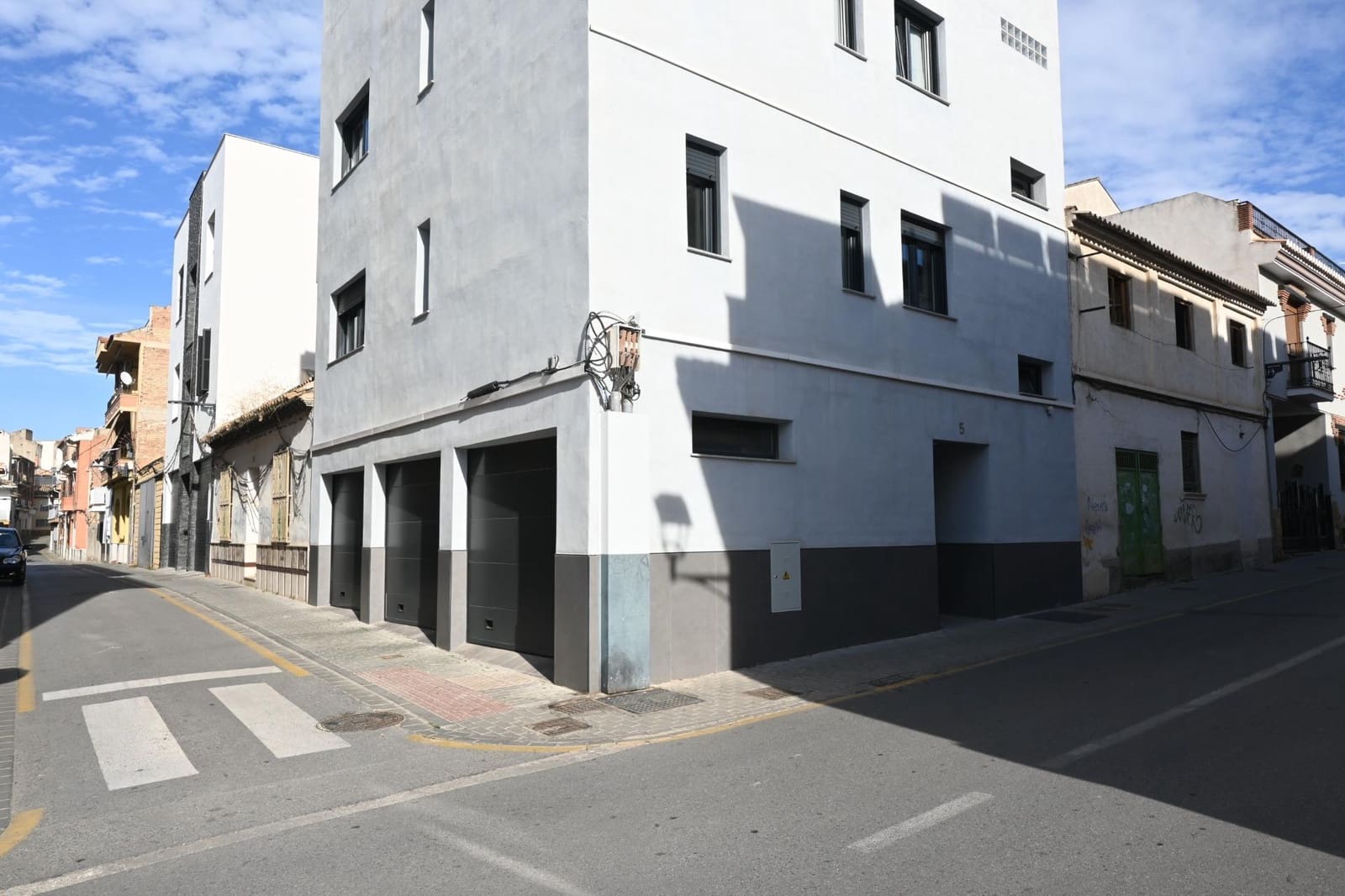 Adosado de 4 habitaciones en Maracena en venta - 116.000 € (Ref: 9032295)