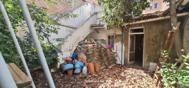 Adosado de 4 habitaciones en Maracena en venta - 116.000 € (Ref: 9032295)