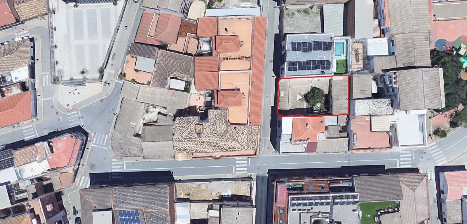 Adosado de 4 habitaciones en Maracena en venta - 116.000 € (Ref: 9032295)