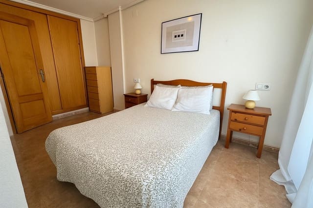 Ático de 1 habitación en Playa de los Locos, Torrevieja en venta con piscina garaje - 119.900 € (Ref: 9032335)