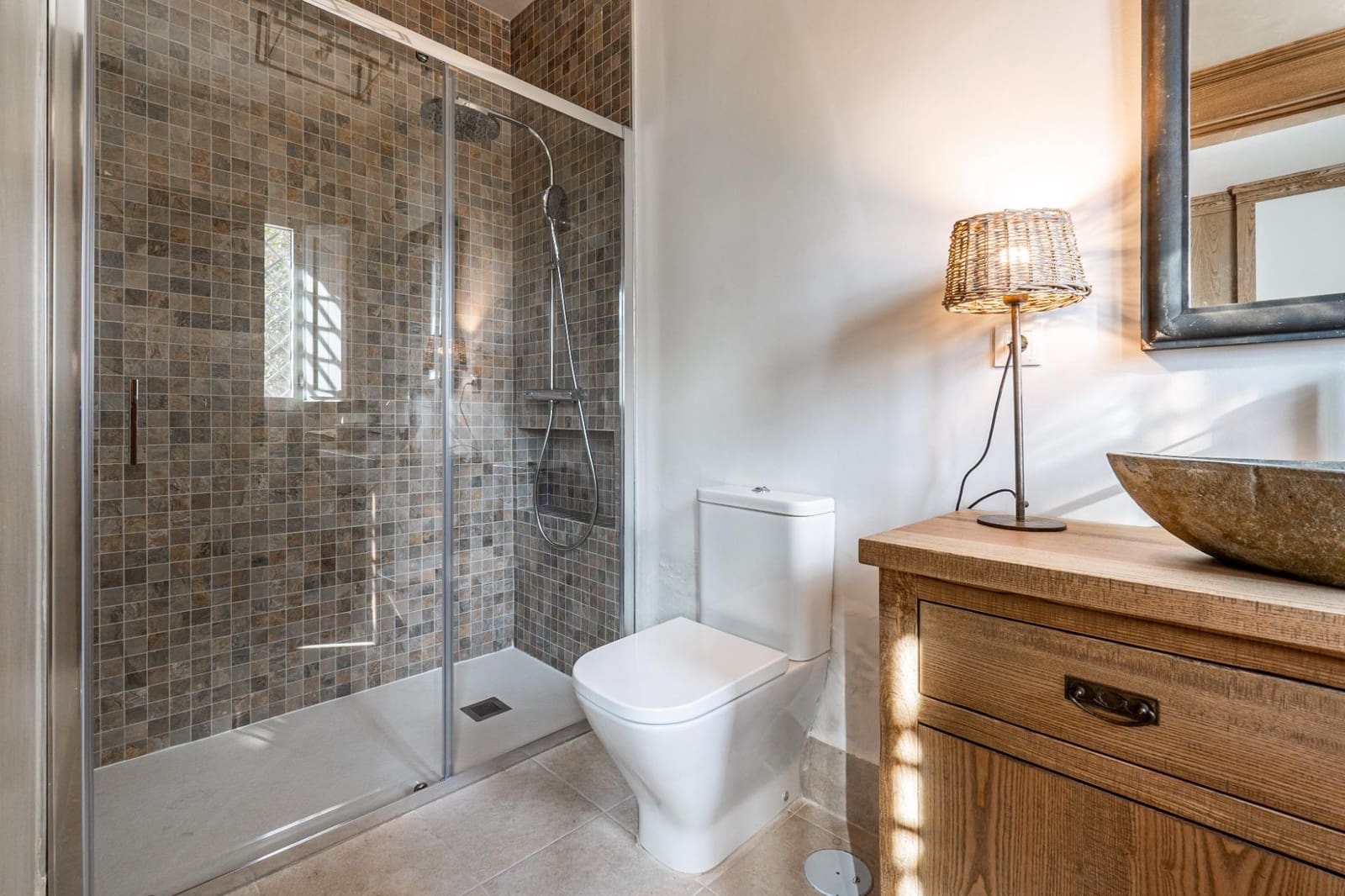 4 bedroom Finca/Country House for sale in Huetor Santillan with pool garage - € 790,000 (Ref: 9032345)