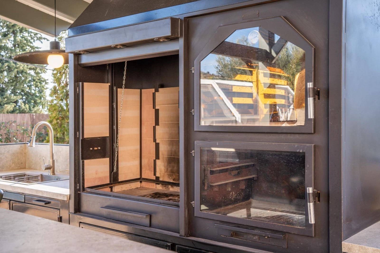 4 bedroom Finca/Country House for sale in Huetor Santillan with pool garage - € 790,000 (Ref: 9032345)