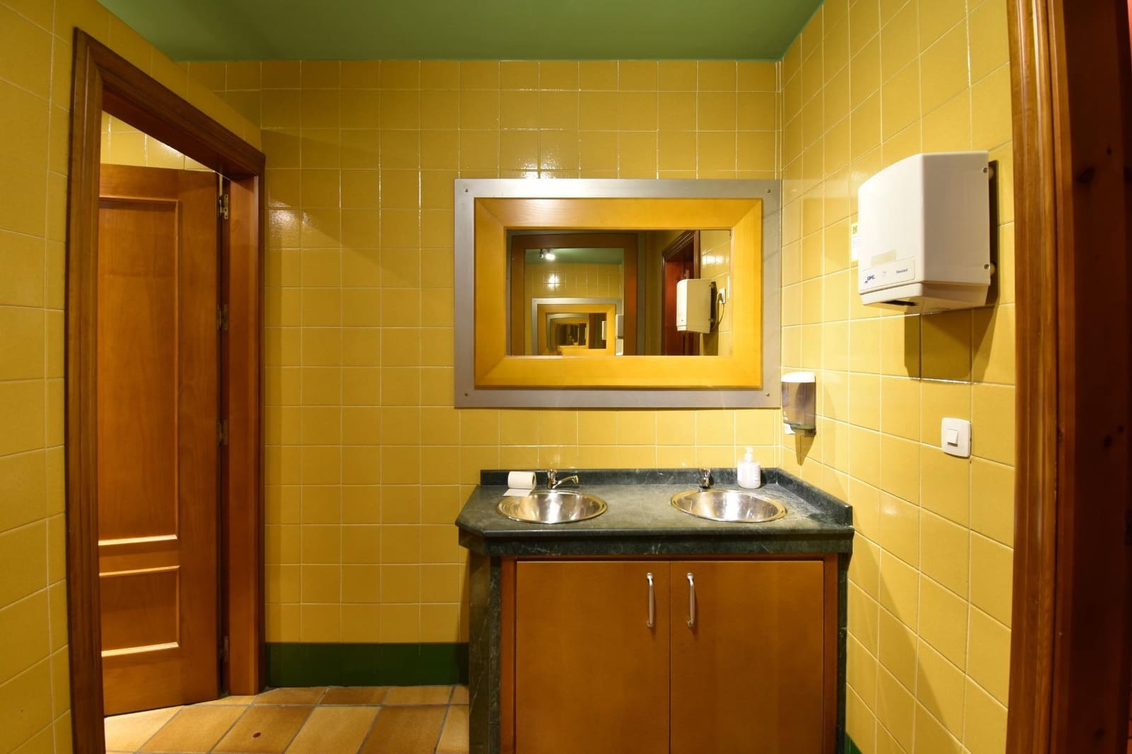 4 sovrum Kommersiell till salu i Durcal - 219 000 € (Ref: 9032353)