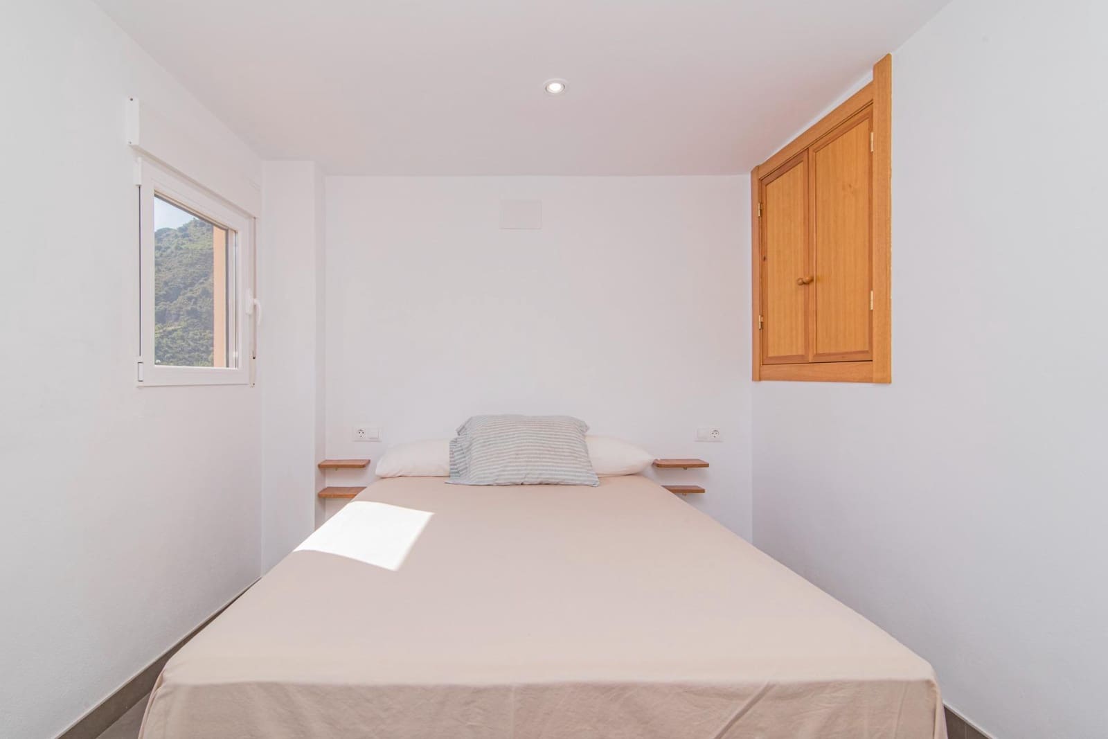 2 sovrum Semi-fristående Villa till salu i Quentar - 93 000 € (Ref: 9034647)