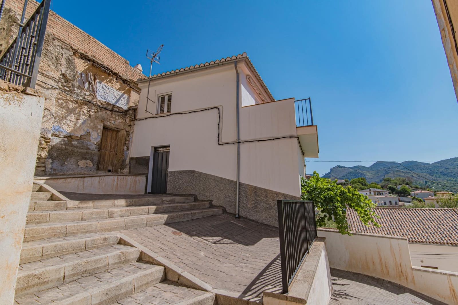 2 sovrum Semi-fristående Villa till salu i Quentar - 93 000 € (Ref: 9034647)