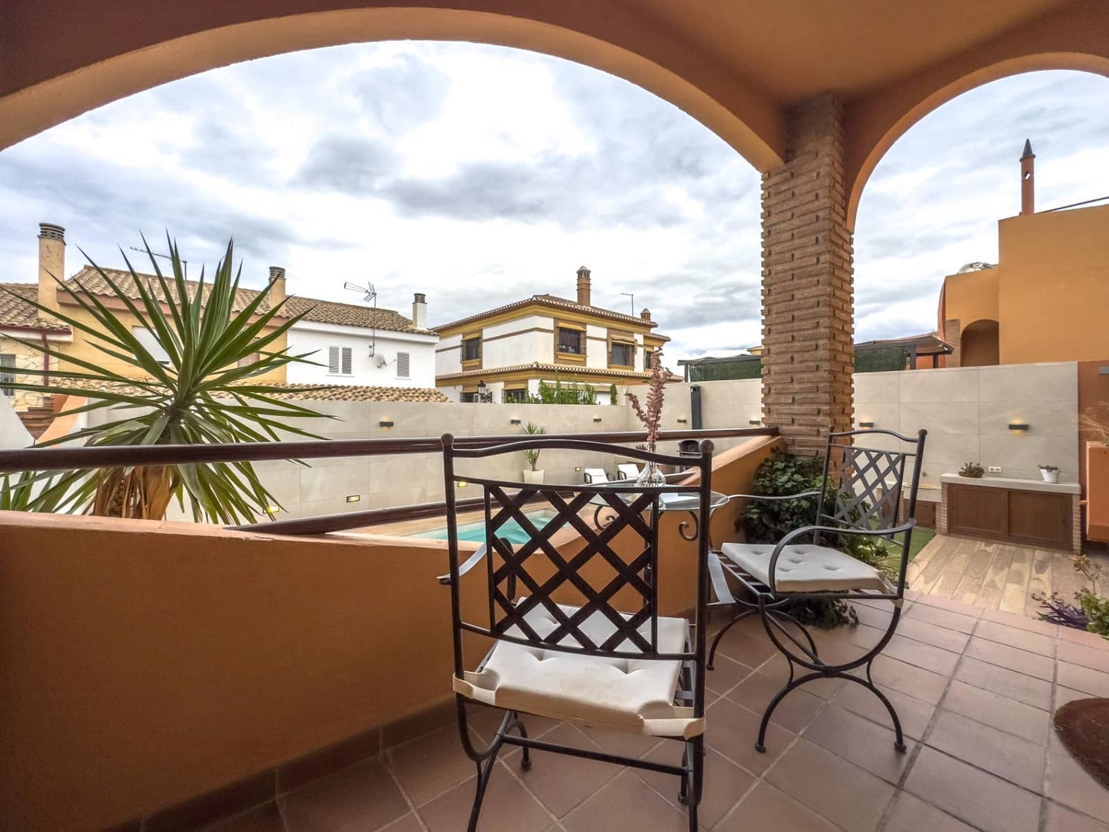 4 camera da letto Villetta Bifamiliare in vendita in Las Gabias con piscina garage - 385.000 € (Rif: 9034656)