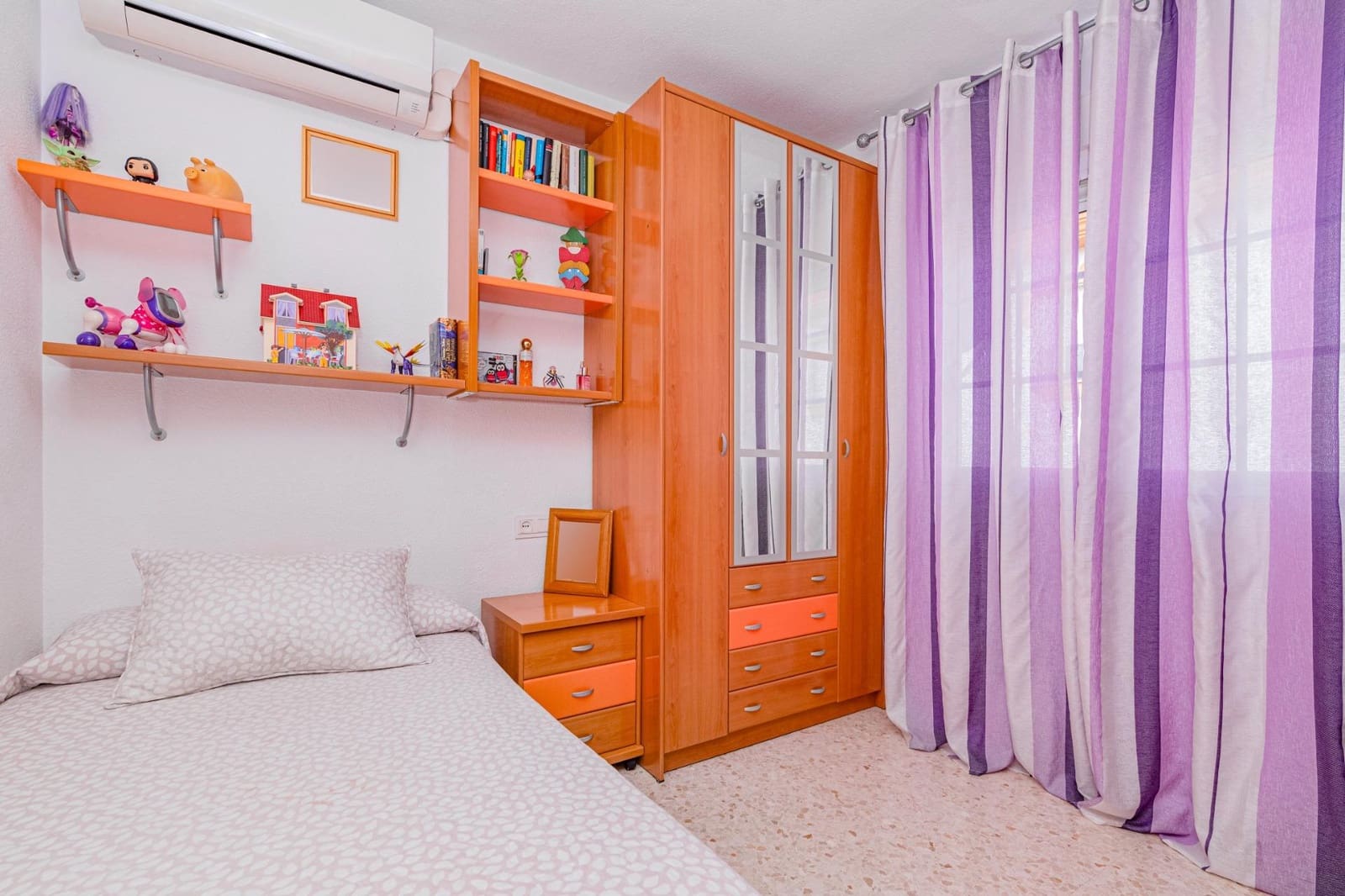 3 quarto Moradia em Banda para venda em La Zubia com garagem - 217 000 € (Ref: 9059491)