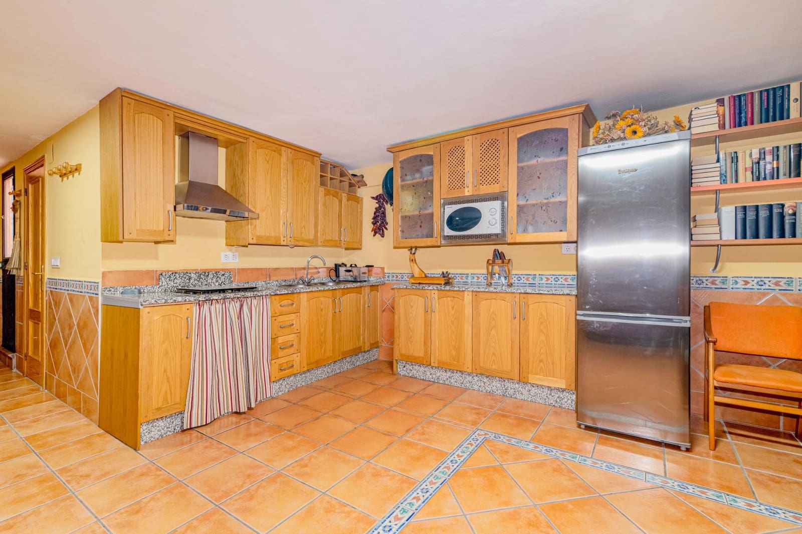 3 quarto Moradia em Banda para venda em La Zubia com garagem - 217 000 € (Ref: 9059491)