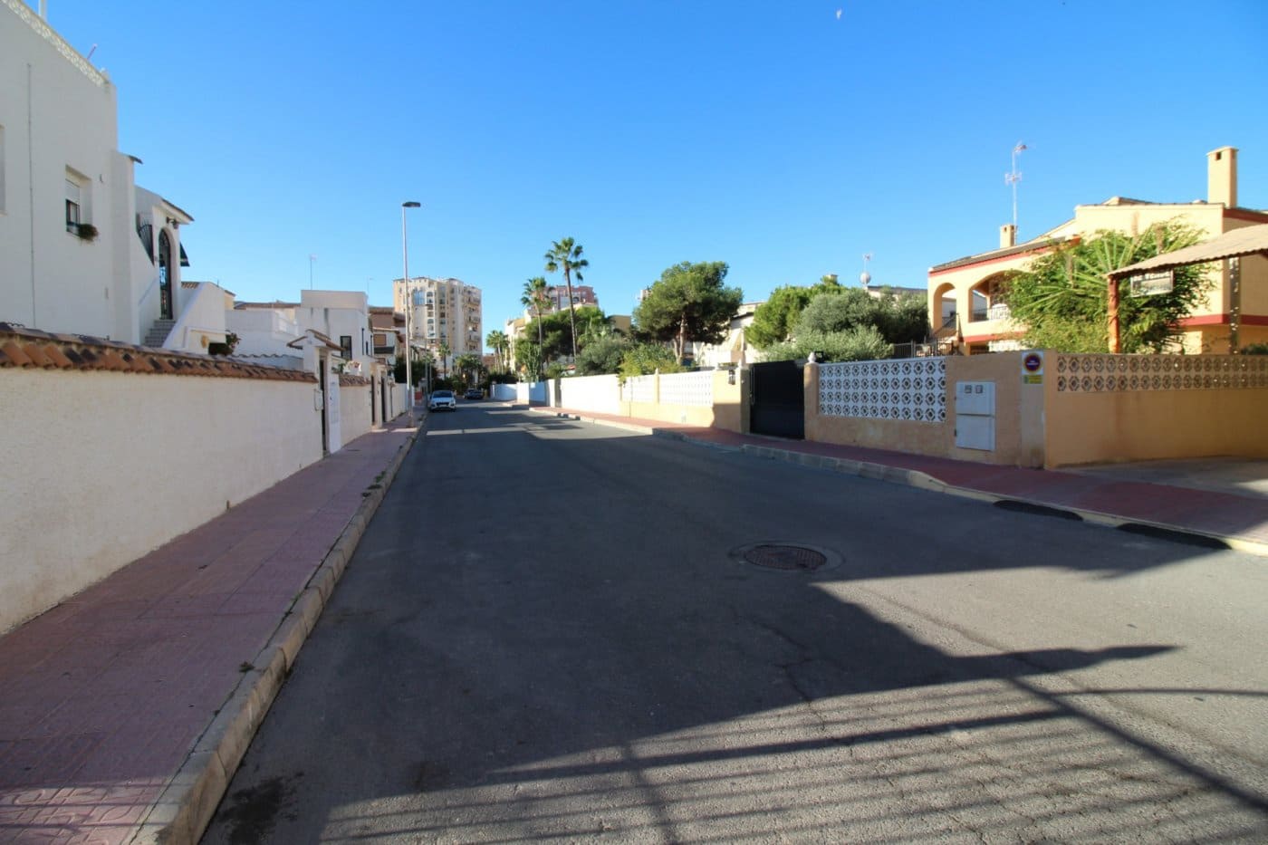 Garage te koop in Torrevieja - € 10.800 (Ref: 9081580)