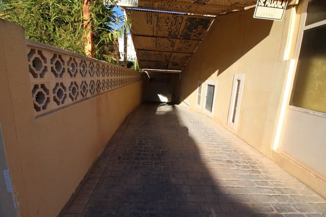 Garage for sale in Los Frutales, Torrevieja - € 10,800 (Ref: 9081580)