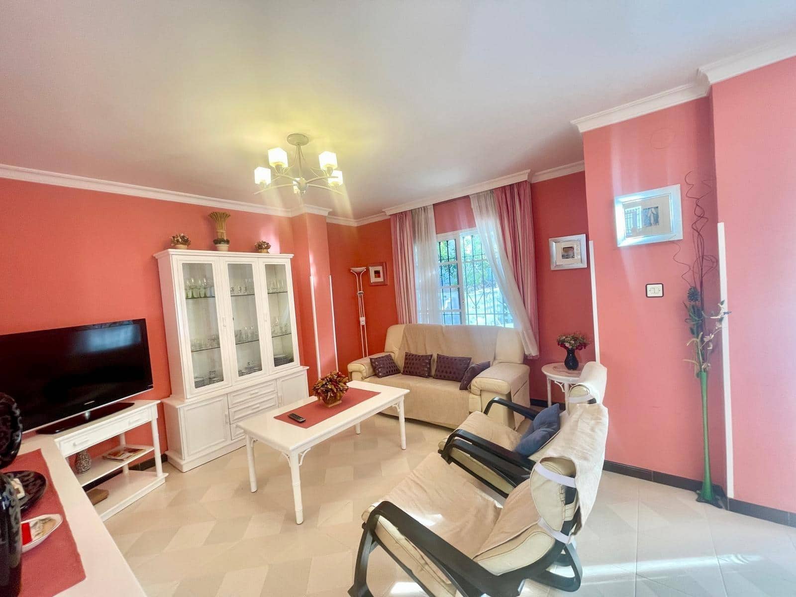 3 soveværelse Rækkehus til salg i Salobrena med swimmingpool garage - € 370.000 (Ref: 9108824)