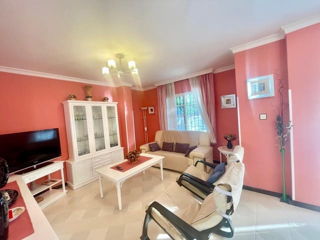 3 Zimmer Reihenhaus zu verkaufen in Salobreña mit Pool Garage - 370.000 € (Ref: 9108824)