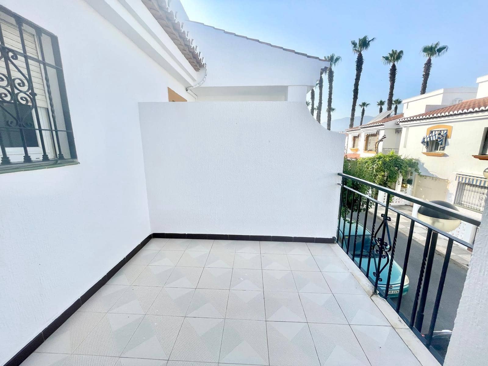 3 soveværelse Rækkehus til salg i Salobrena med swimmingpool garage - € 370.000 (Ref: 9108824)