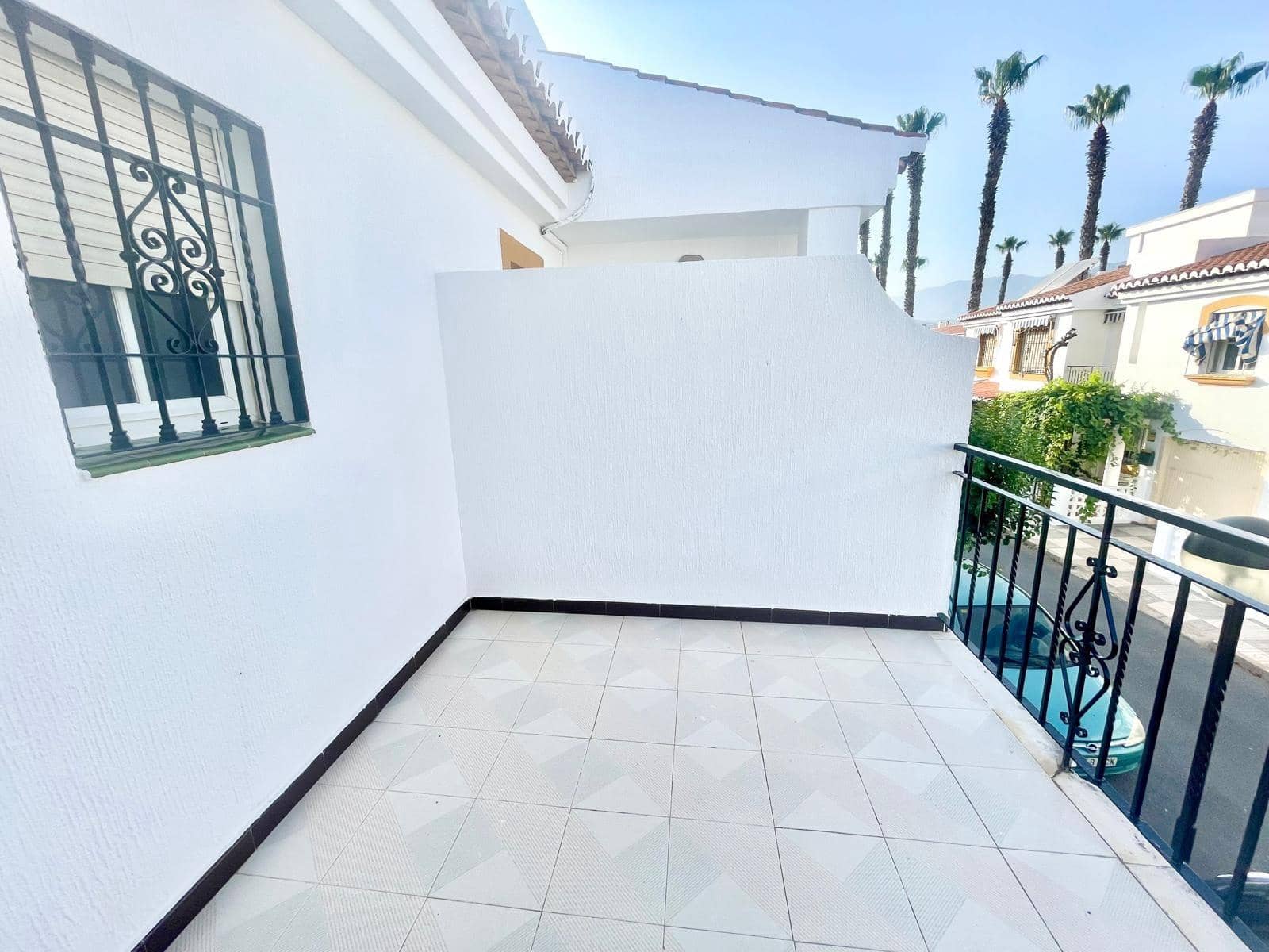 3 soveværelse Rækkehus til salg i Salobrena med swimmingpool garage - € 370.000 (Ref: 9108824)