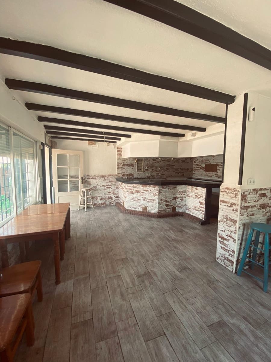 Semi-Rækkehus til salg i Torrevieja - € 135.000 (Ref: 9154081)