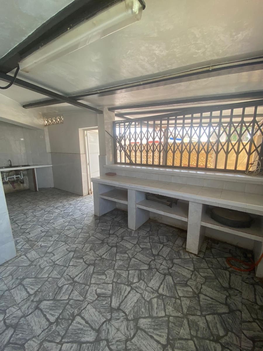 Semi-Rækkehus til salg i Torrevieja - € 135.000 (Ref: 9154081)