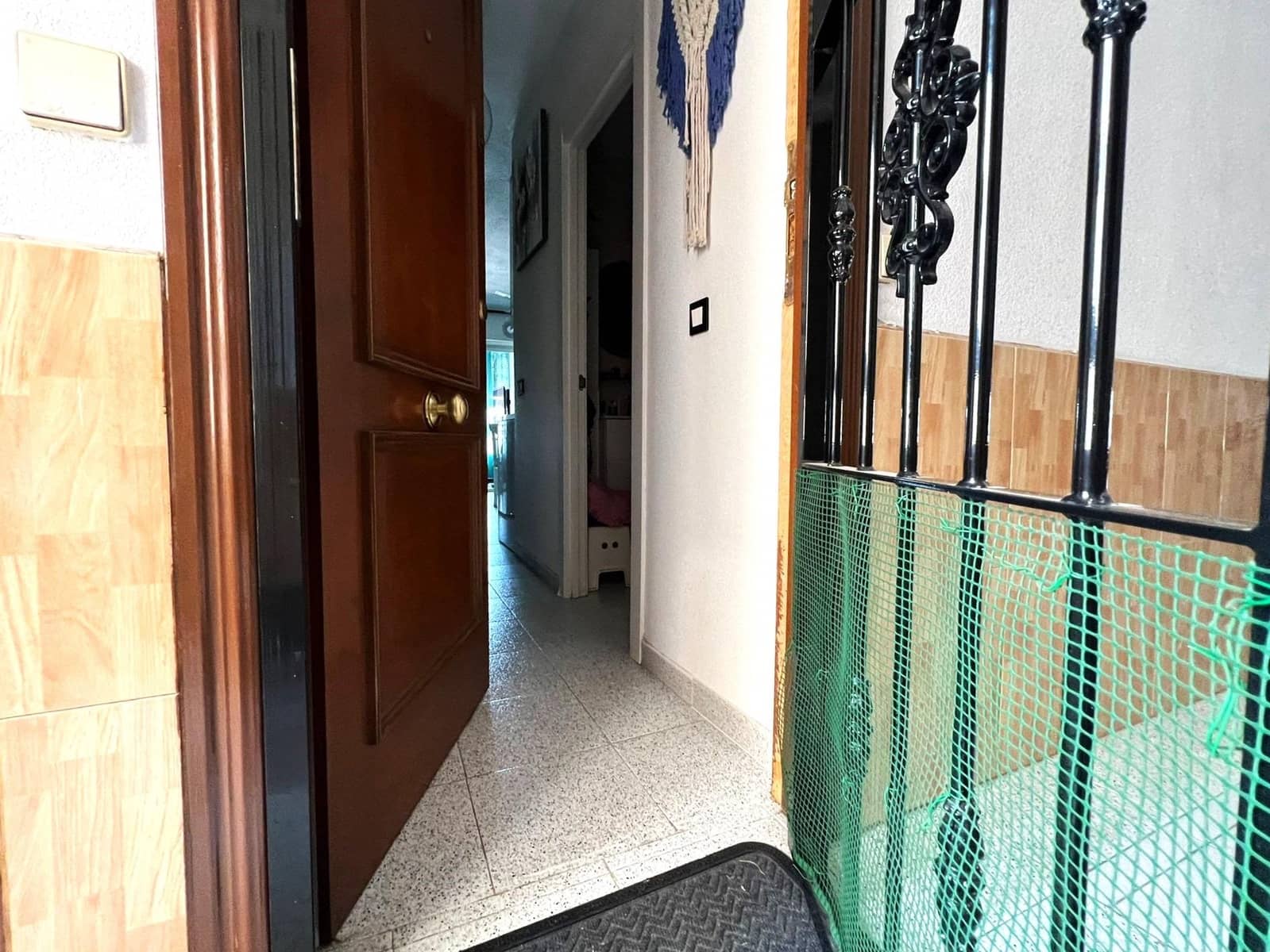 Apartament na sprzedaż w Torrevieja z basenem - 75 000 € (Ref: 9154098)