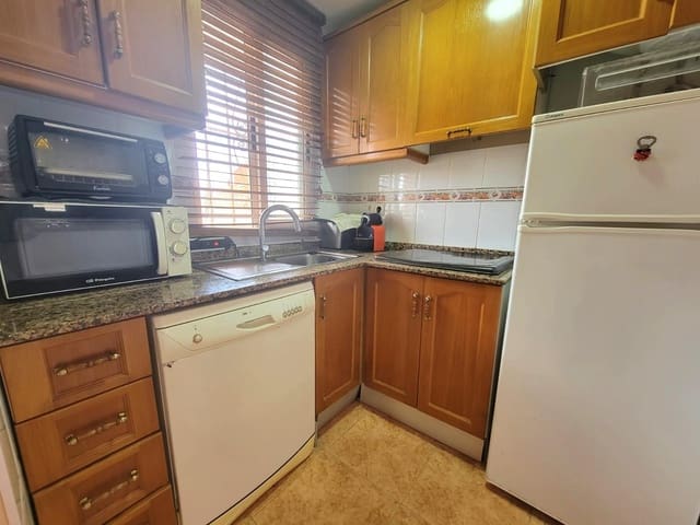 Apartamento de 2 habitaciones en Playa del Cura, Torrevieja en venta con piscina - 127.260 € (Ref: 9154101)