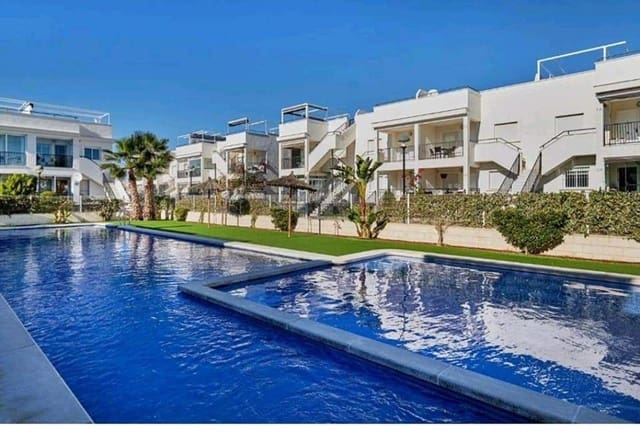 3 makuuhuone Bungalow myytävänä paikassa Centro, Torrevieja mukana uima-altaan - 230 000 € (Ref: 9154148)