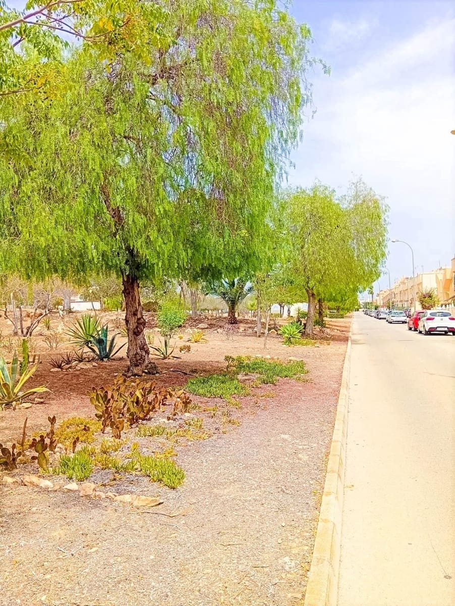 2 bedroom Apartment for sale in La Florida with pool - € 135,000 (Ref: 9154156)