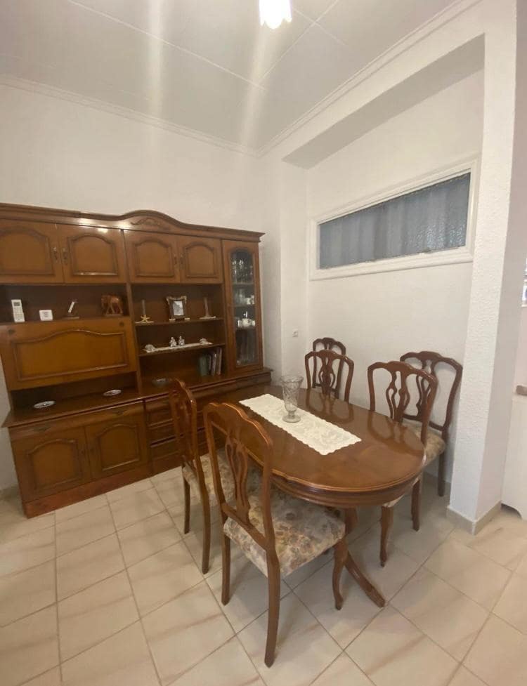 Dom na sprzedaż w Torrevieja - 195 000 € (Ref: 9154208)