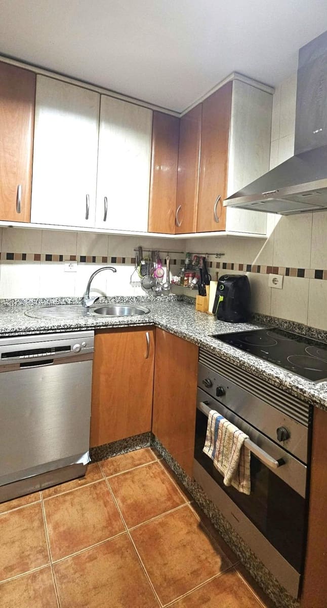 2 soveværelse Lejlighed til salg i Maracena - € 189.990 (Ref: 9165871)