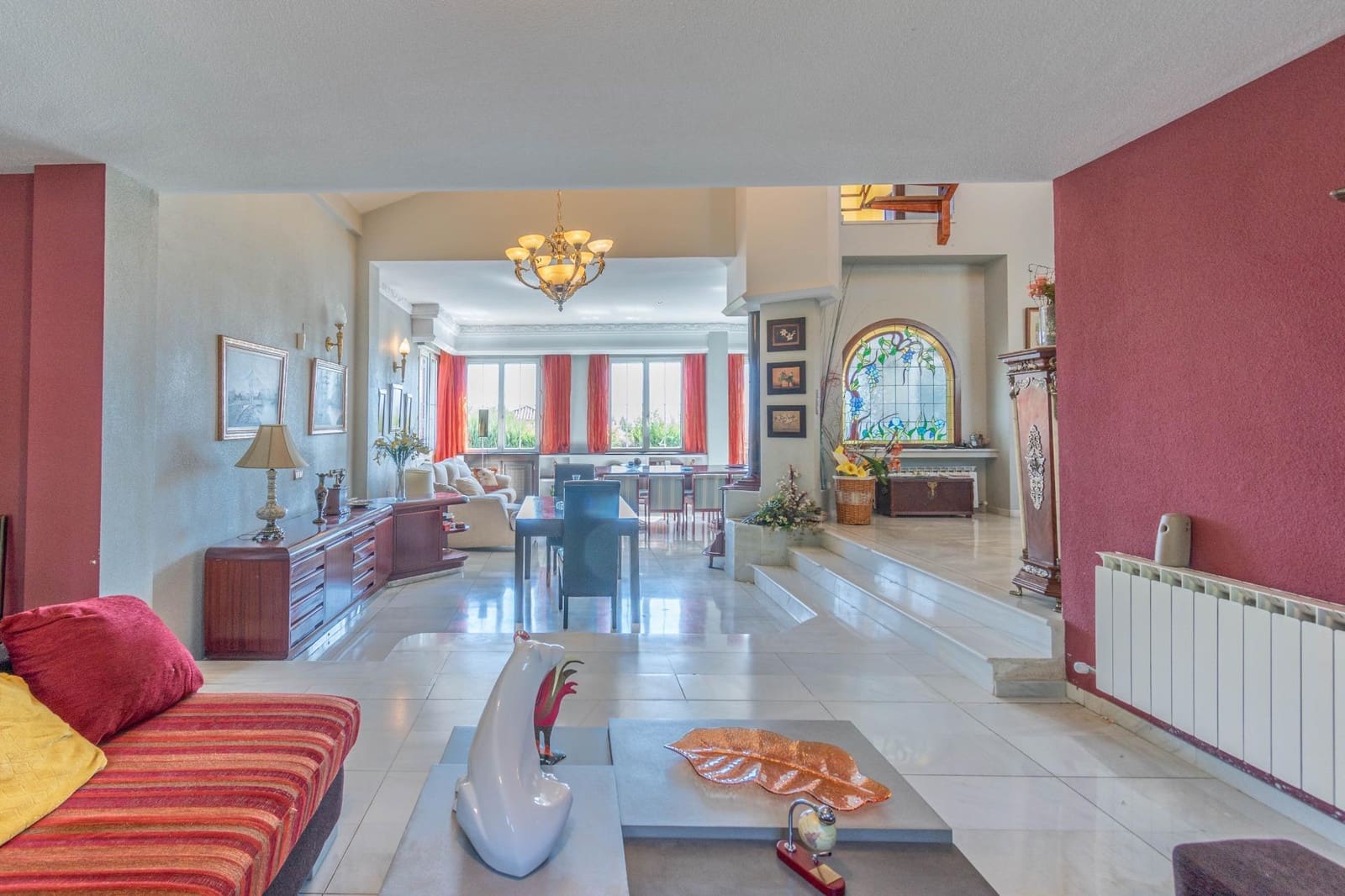 6 bedroom Villa for sale in Albolote with pool garage - € 495,000 (Ref: 9247393)