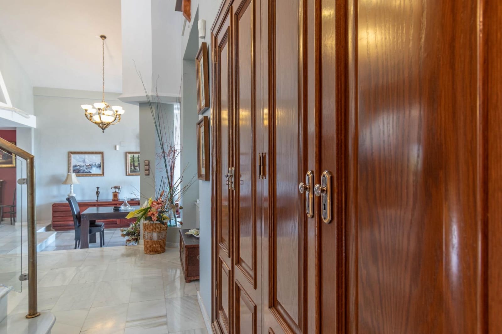 6 bedroom Villa for sale in Albolote with pool garage - € 495,000 (Ref: 9247393)