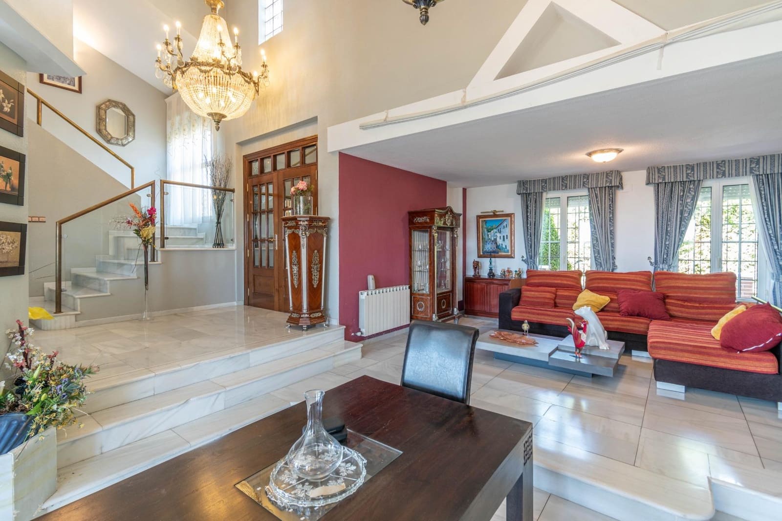 6 bedroom Villa for sale in Albolote with pool garage - € 495,000 (Ref: 9247393)