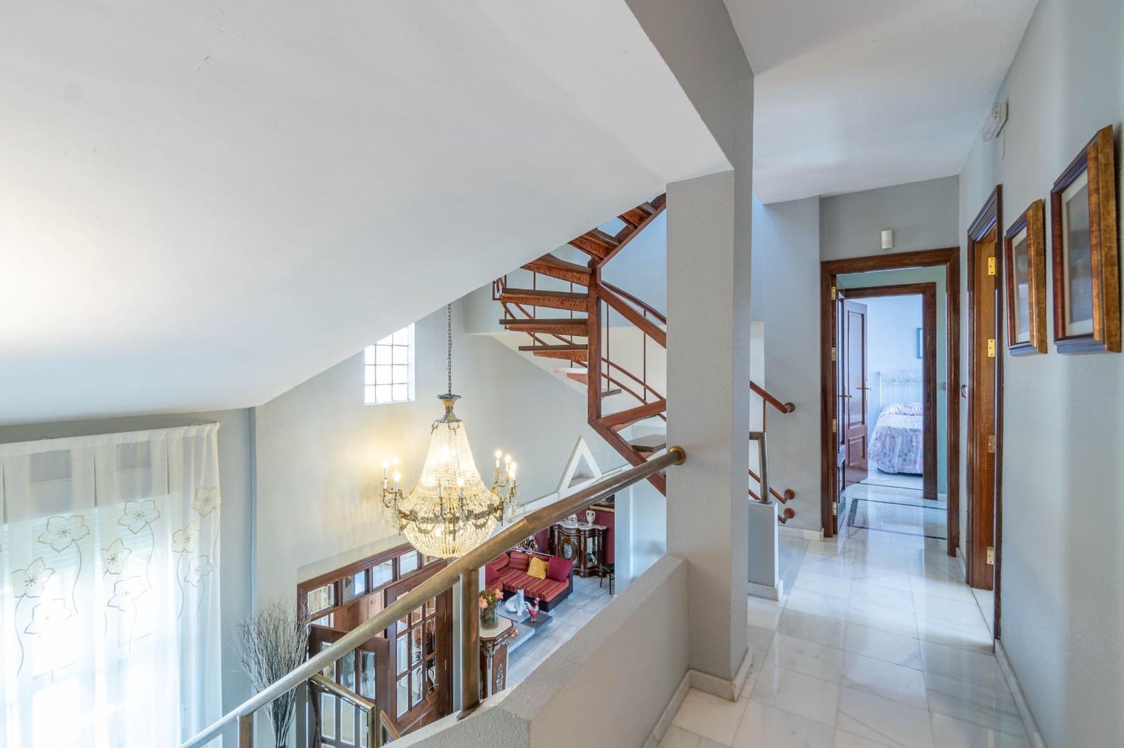 6 bedroom Villa for sale in Albolote with pool garage - € 495,000 (Ref: 9247393)