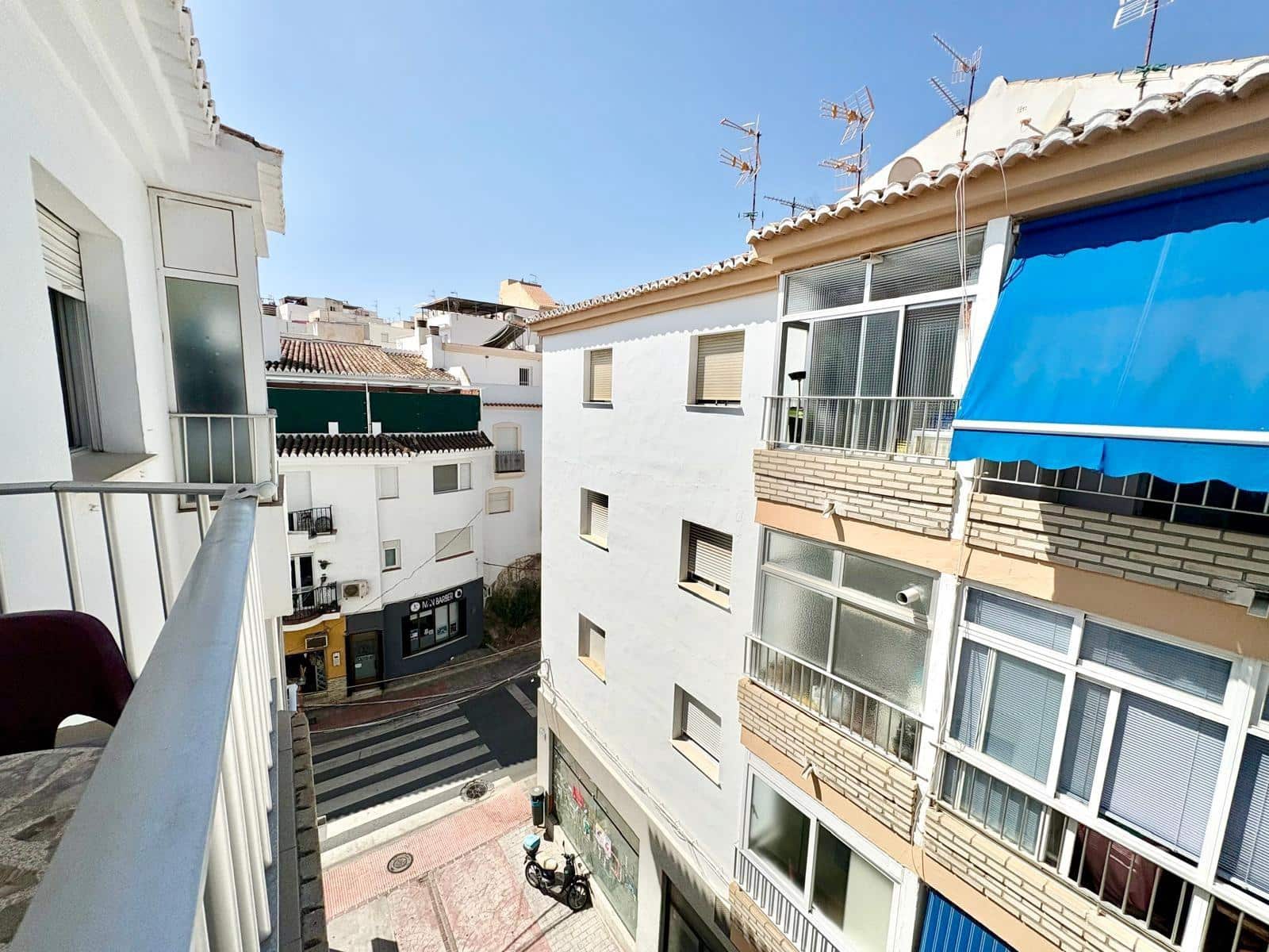 3 bedroom Flat for sale in Salobrena - € 160,000 (Ref: 9276435)