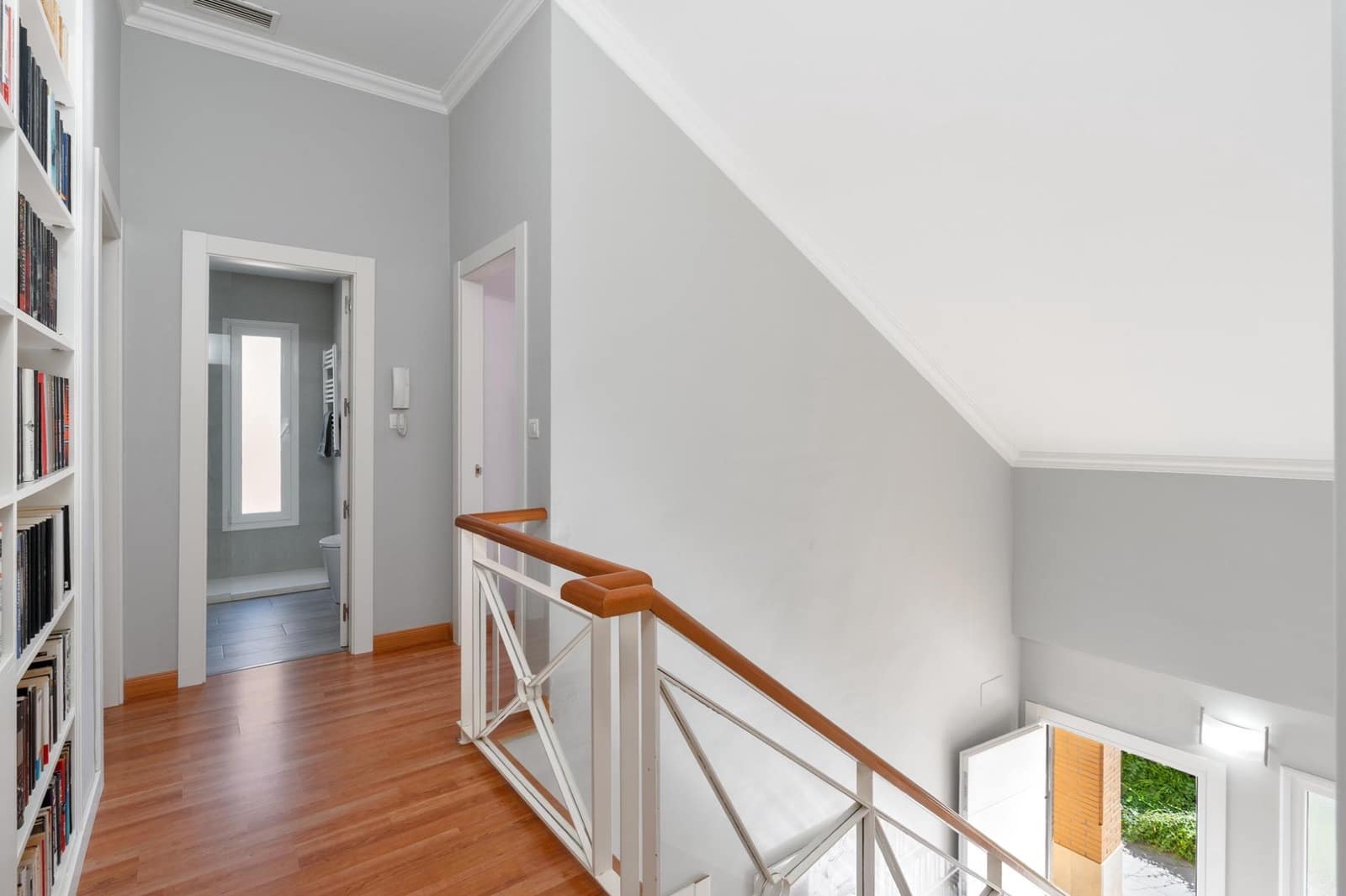 4 soveværelse Villa til salg i Otura med swimmingpool garage - € 489.000 (Ref: 9301112)