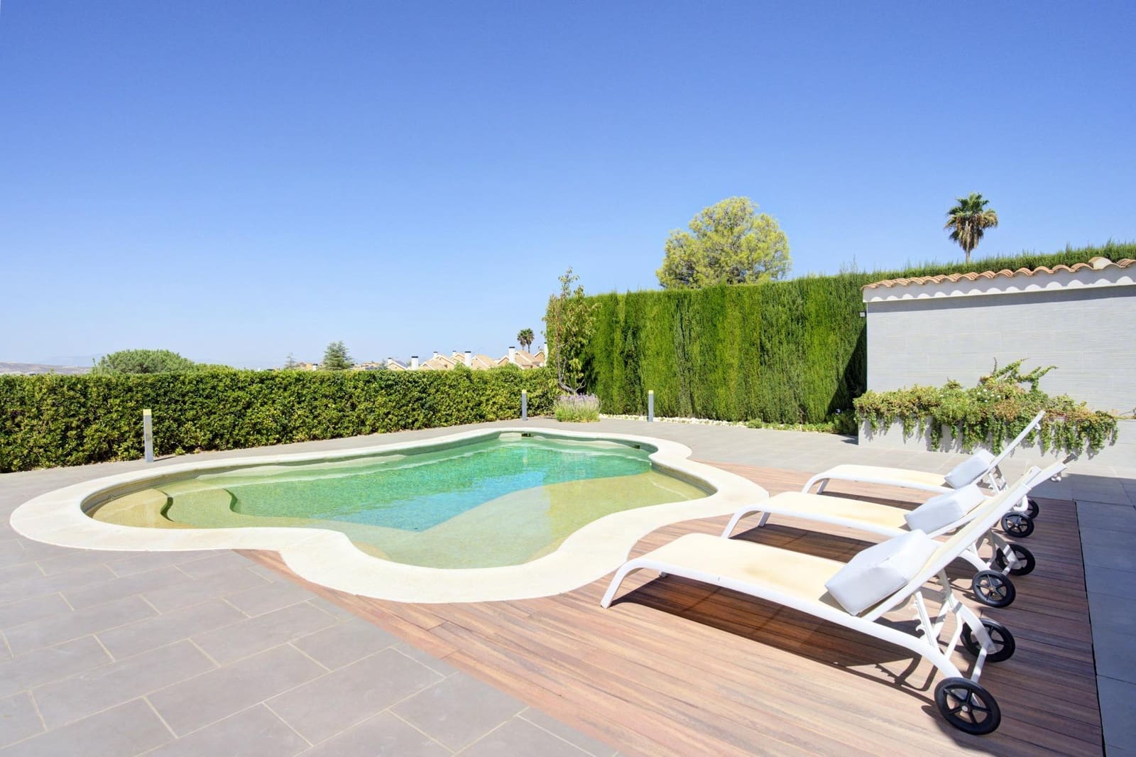 4 soveværelse Villa til salg i Otura med swimmingpool garage - € 489.000 (Ref: 9301112)