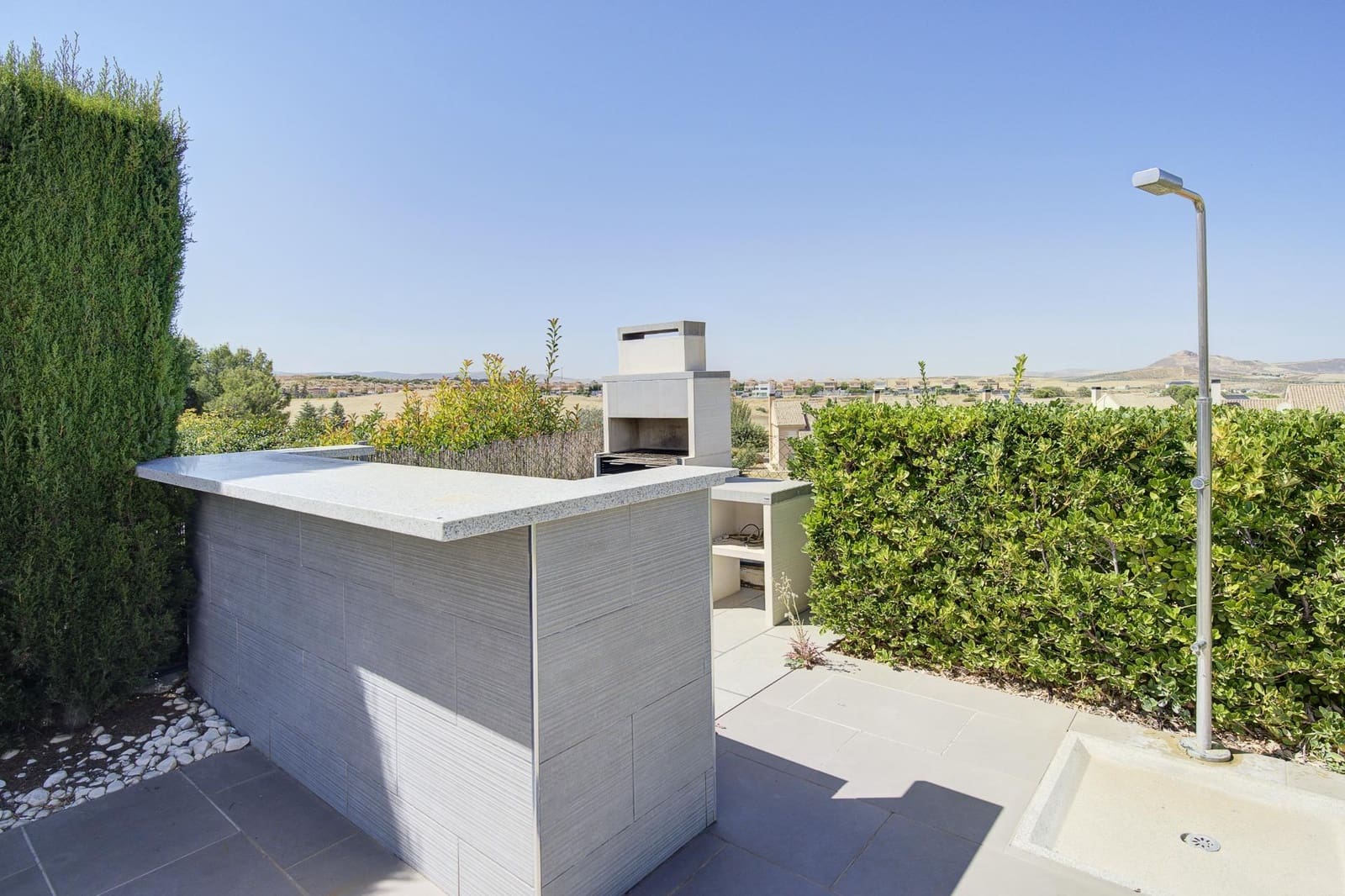 4 soveværelse Villa til salg i Otura med swimmingpool garage - € 489.000 (Ref: 9301112)