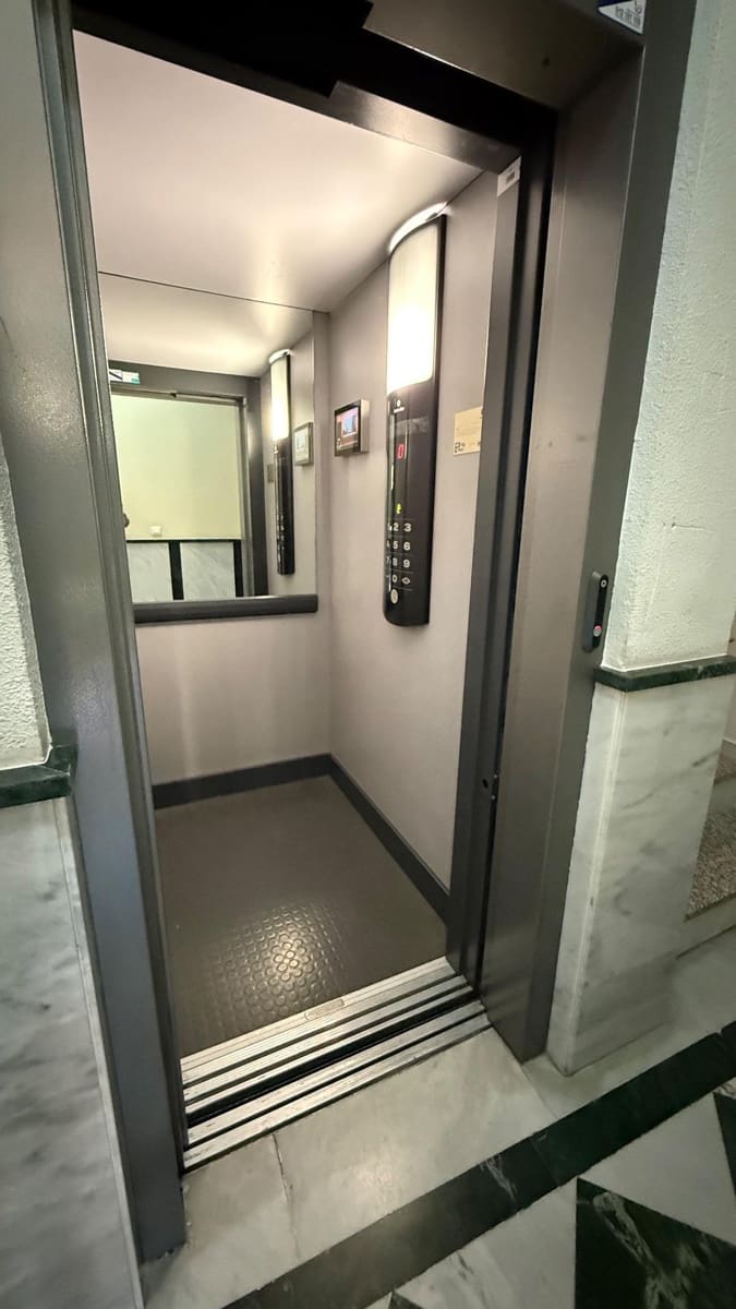 2 sypialnia Mieszkanie na sprzedaż w La Zubia - 148 000 € (Ref: 9326558)