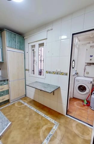 2 sypialnia Mieszkanie na sprzedaż w La Zubia - 148 000 € (Ref: 9326558)