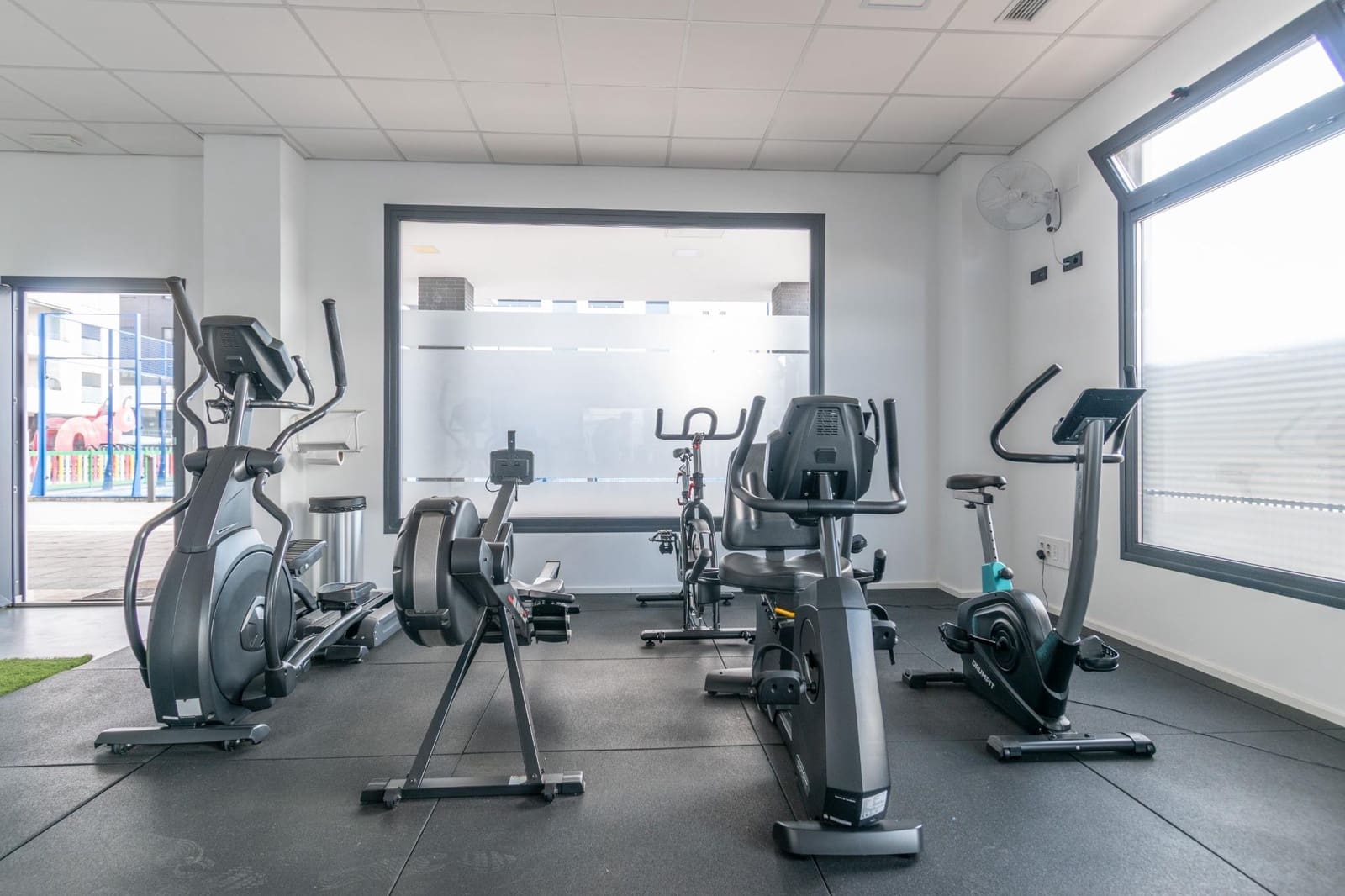 3 bedroom Flat for sale in Armilla with pool - € 462,000 (Ref: 9326560)