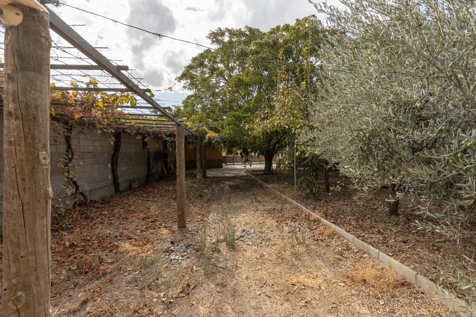 1 sypialnia Finka/Dom wiejski na sprzedaż w Alhendin z basenem garażem - 129 900 € (Ref: 9326562)